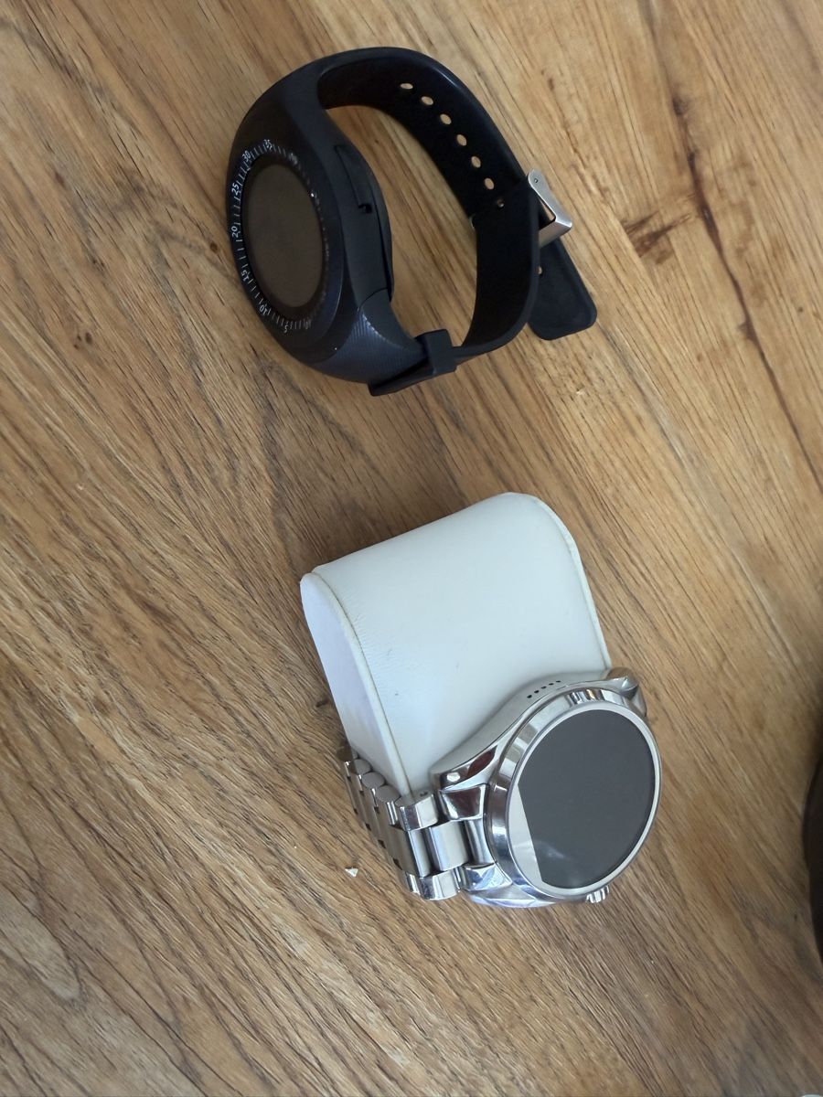 Smart Orologi: 2x smart Uhren Defekt – Difettoso da St.Gallen venduto da bubo2008