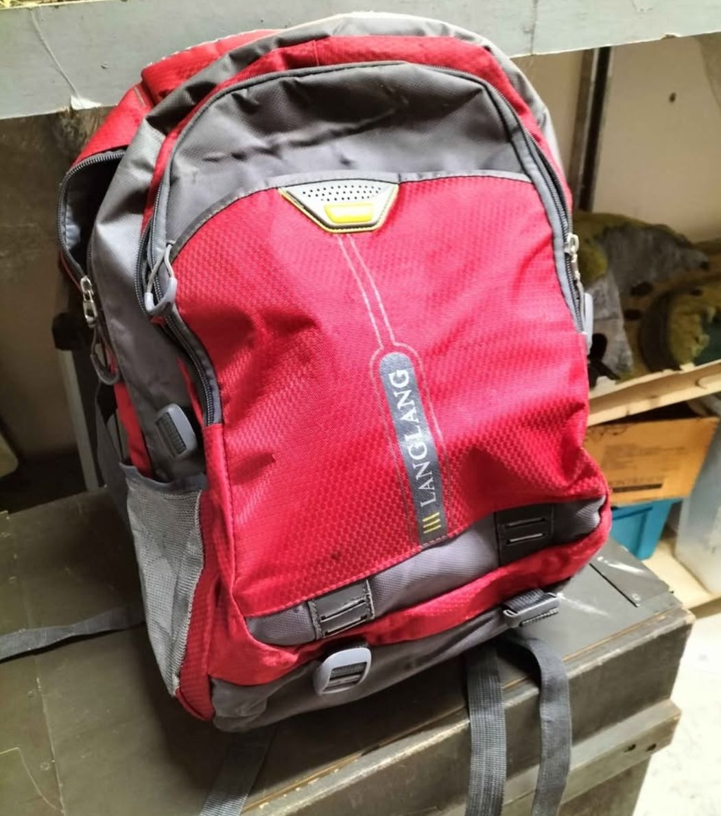 Rucksäcke: Rucksack Langlang rot/grau  – Gebraucht aus Ebikon von val_w5jm
