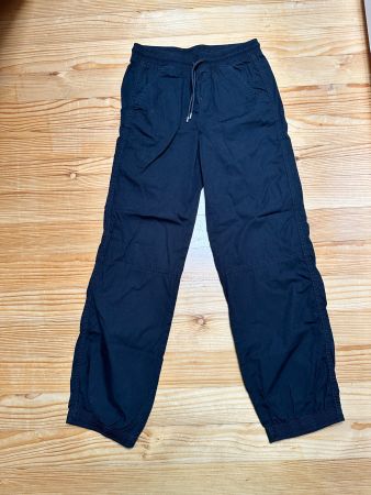 Schwarze Parachute Jeans H&M, XS neu!