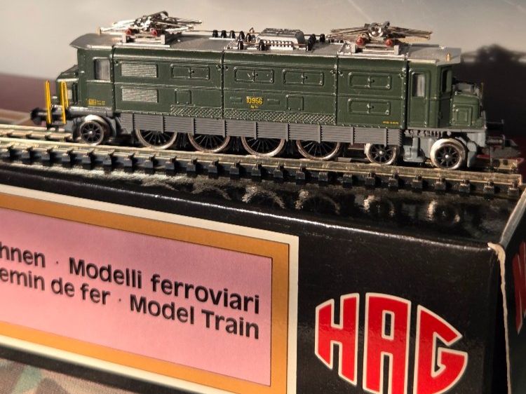 Hag Modelleisenbahnen: HAG SBB Re 4/7  Nr. 800 – Gebraucht aus Arni AG von bruno1951 4