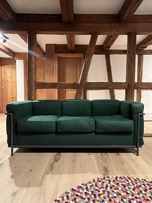 Divani: Cassina Le Corbusier LC2 3-Sitzer – Usato da Ehrendingen venduto da L_Frei