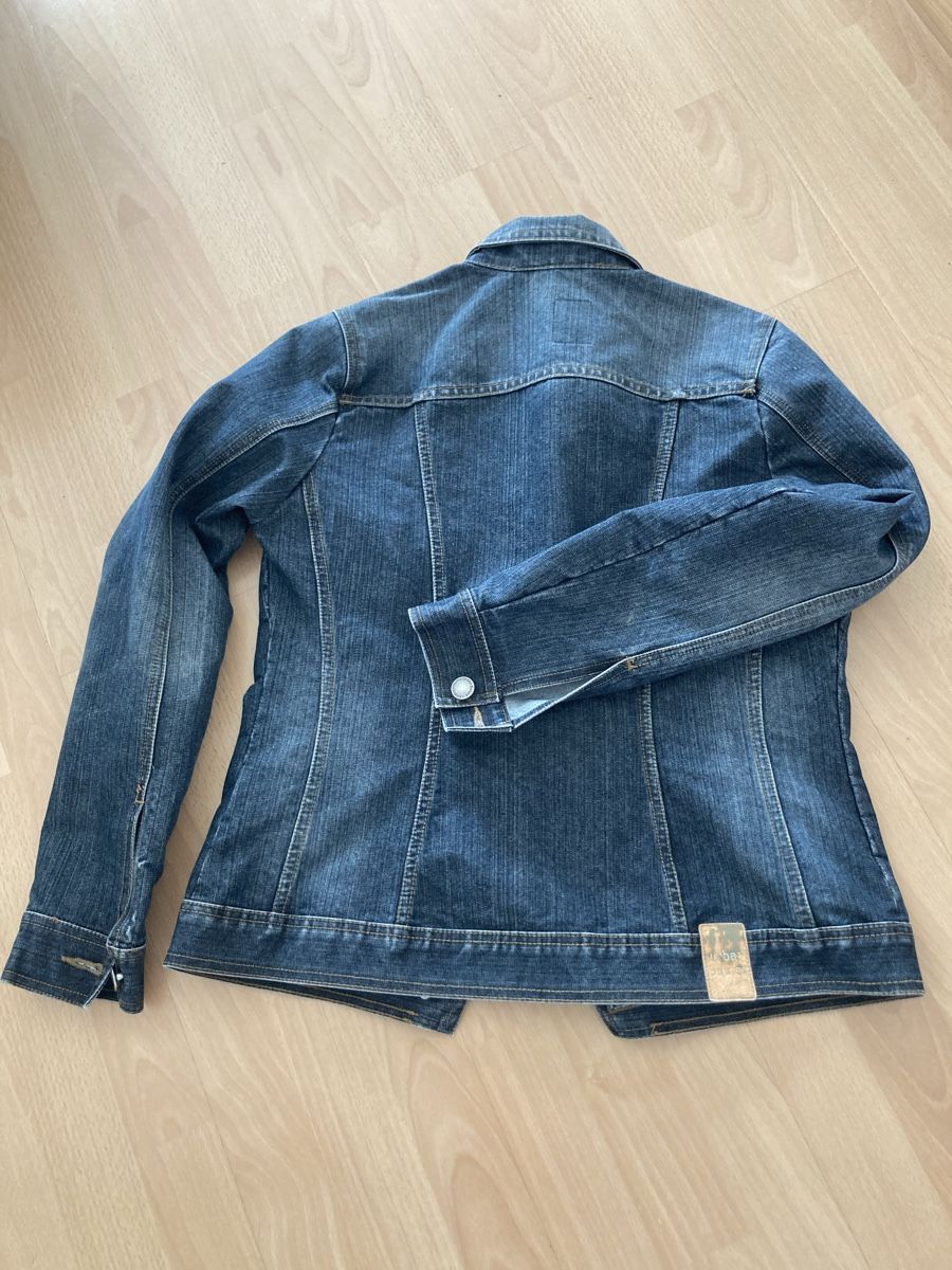 Giacche: Günstige Jeansjacke – Usato da Geroldswil venduto da schatz1962 1