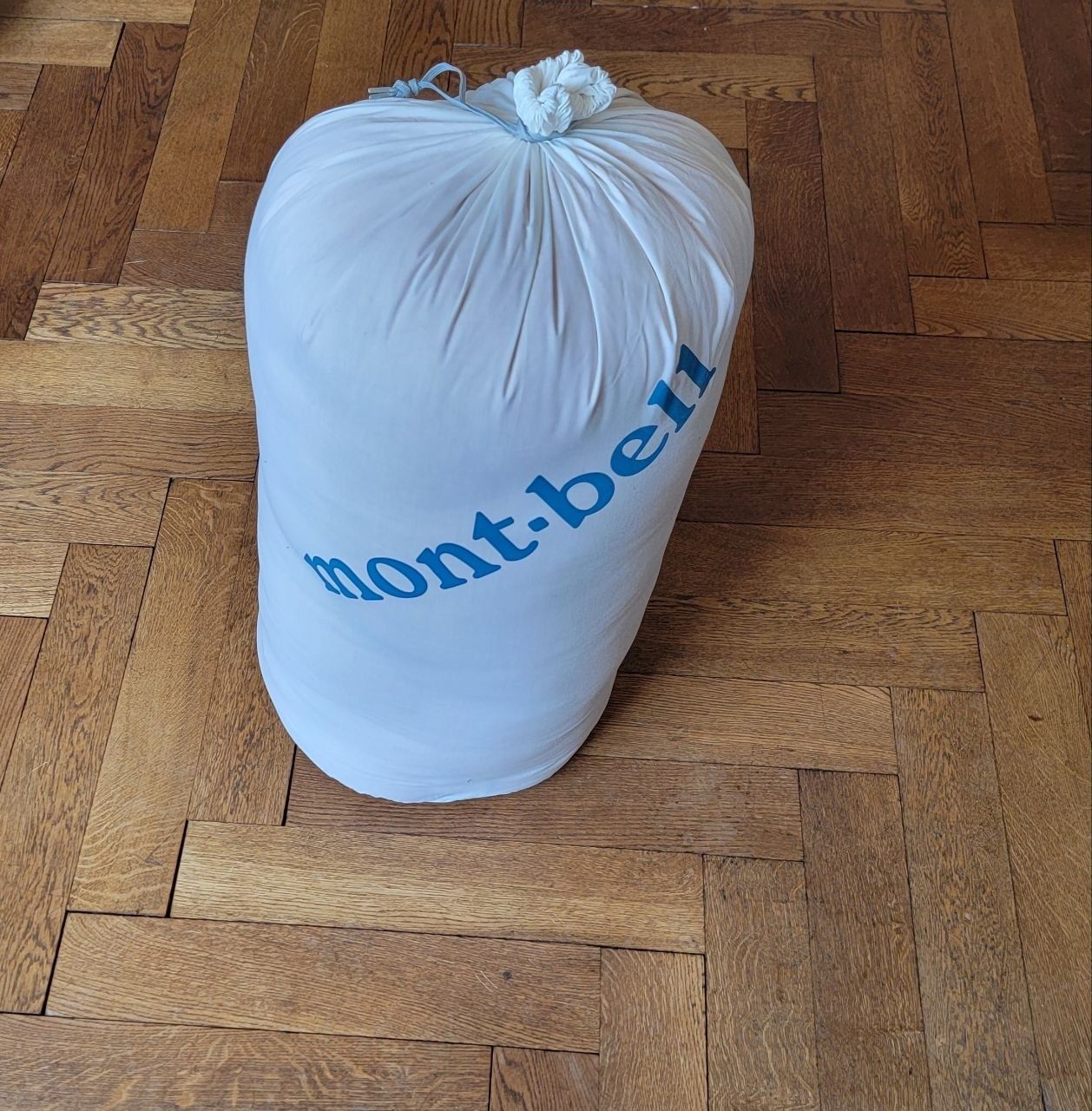 Sacchi a pelo: MONT-BELL Down Hugger 800 EXP – Nuovo (secondo la descrizione) da Chêne-Bougeries venduto da BosattaM 8