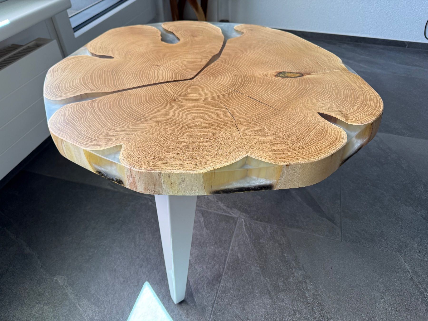 Tavoli: Couchtisch Epoxydharz – Nuovo e nell'imballaggio originale da amriswil venduto da danihgt