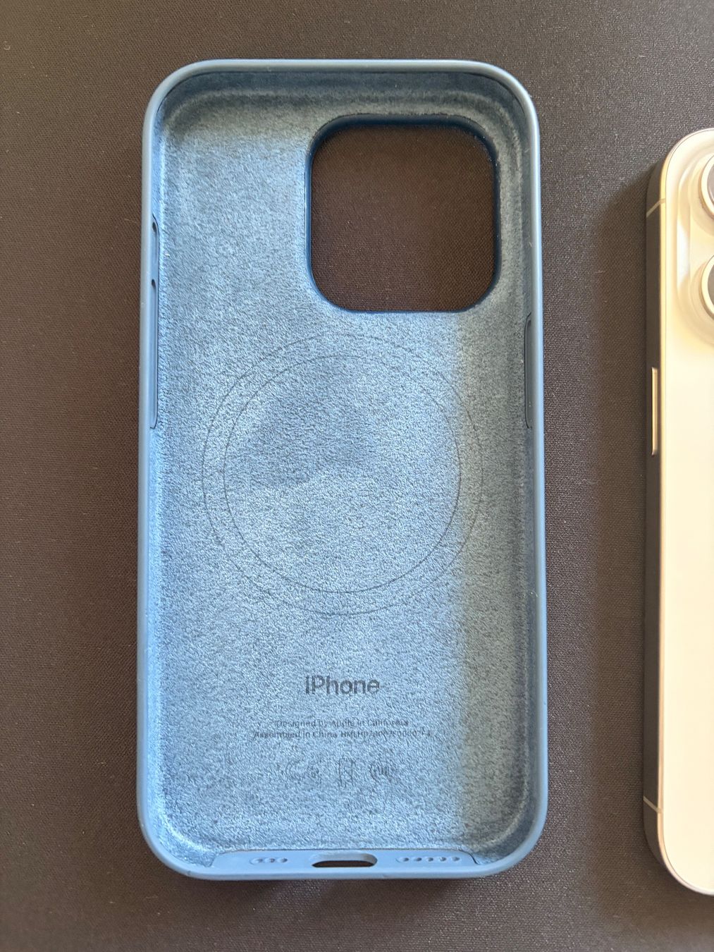 Apple Portables: iPhone 15 pro Natural Titanium 128GB – D'occasion à Aarau par Daisyy4 8