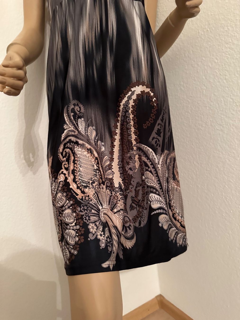 Vestiti: Sommerkleid schulterfrei Gr36 – Usato da Basel venduto da Ivana_4 3