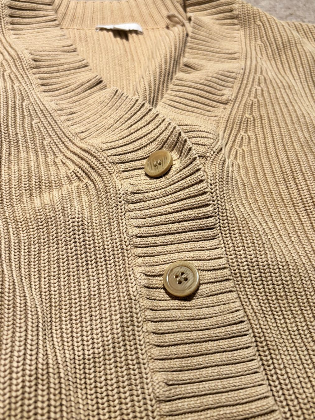 Cos Giacche: COS Strickjacke / Cardigan – Usato da Zürich venduto da vvs_kt92 2