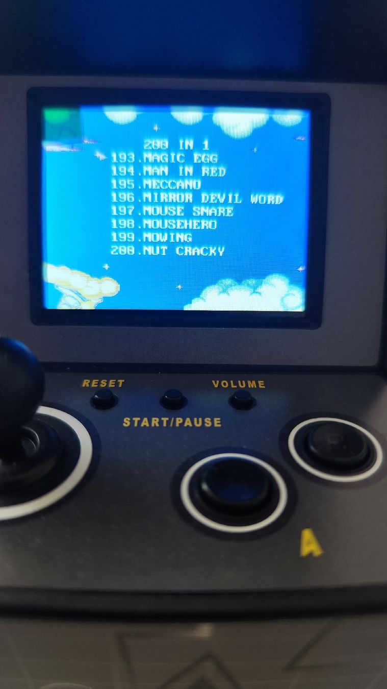 Slot Machine: Gameautomat Mini klein mit 200 mini spielen – Usato da Zürich venduto da turbopuz 3