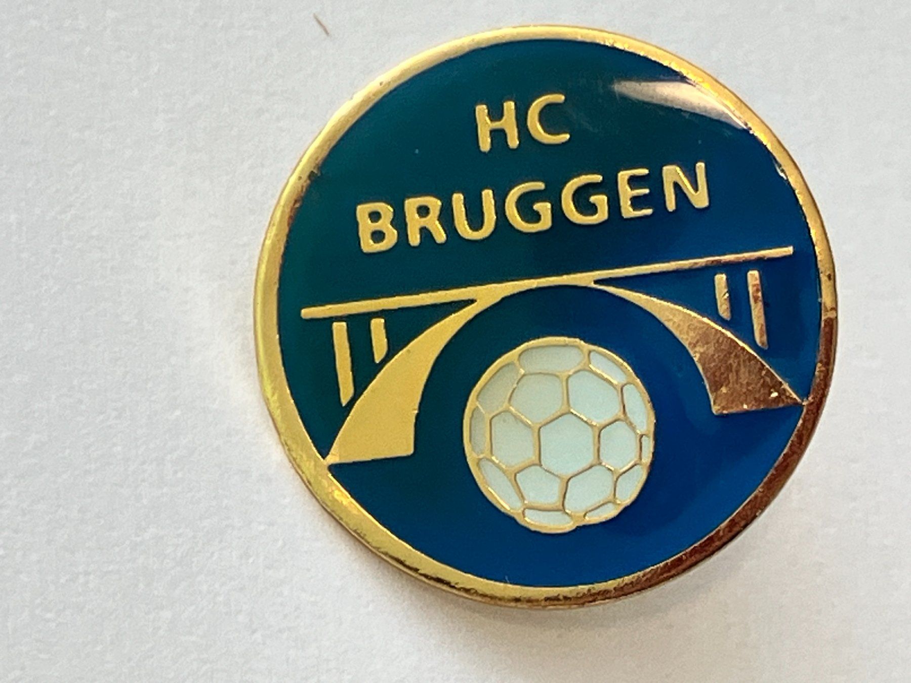Placchette & Badge: 1 Pin HC Bruggen – Usato da Basel venduto da djwwpp
