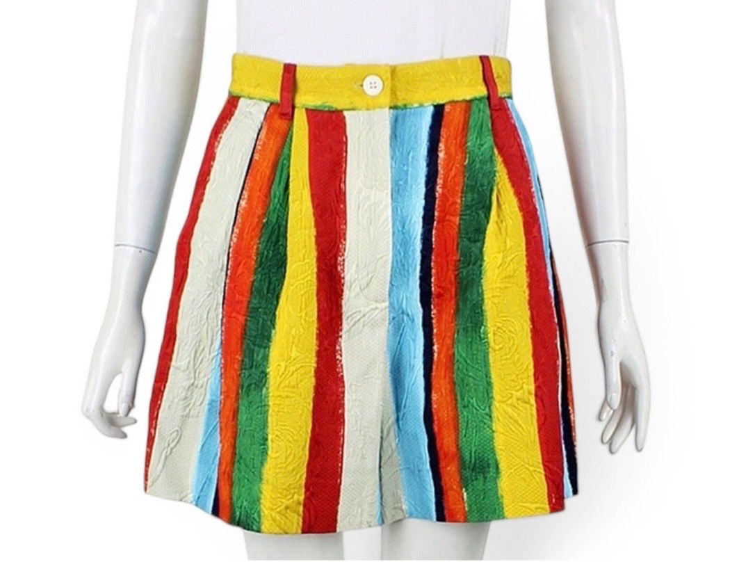 Dolce & Gabbana Pantaloni: DOLCE & GABBANA – Nuovo (secondo la descrizione) da Luzern venduto da Miausie