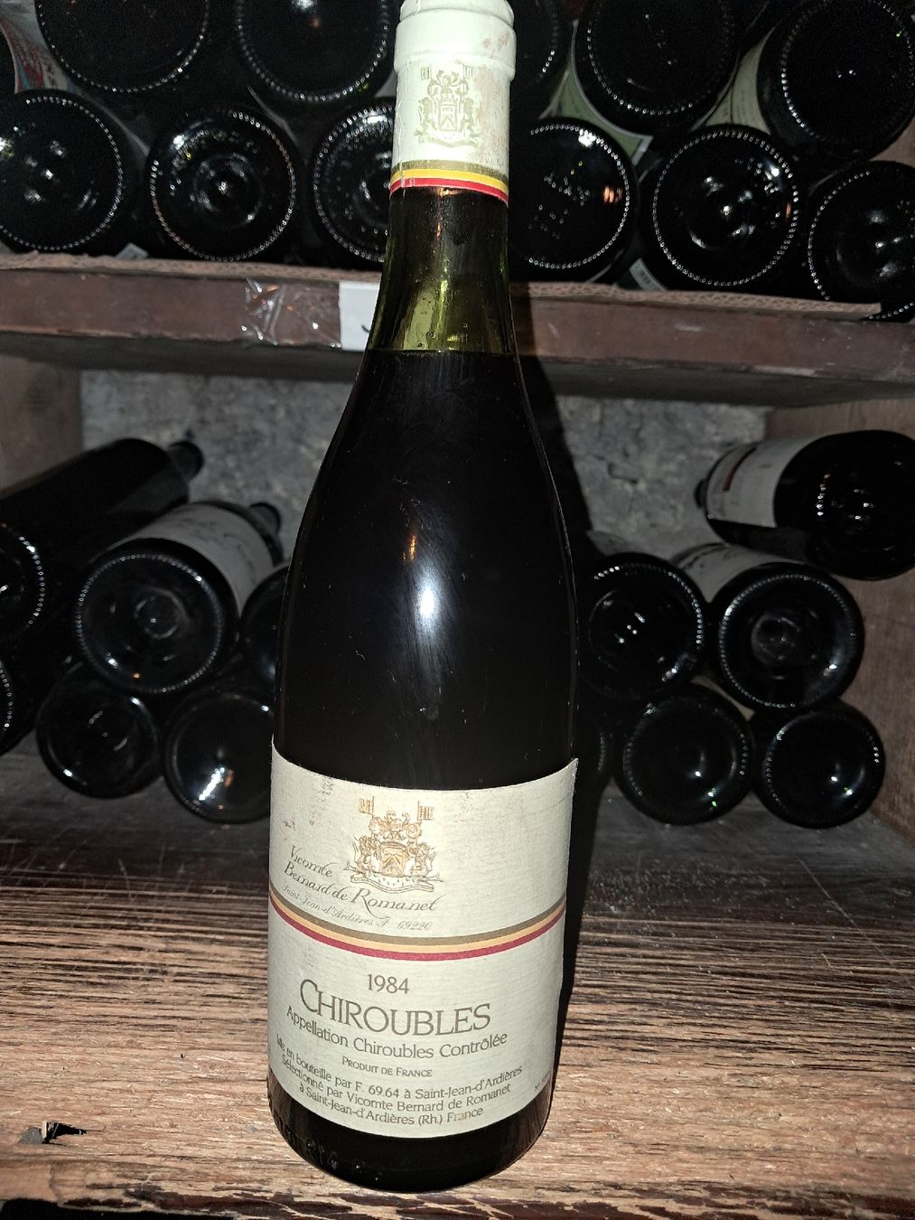 Vino: Chiroubles Vicomte Bernard de Romanet 1984 – Nuovo e nell'imballaggio originale da Le locle venduto da juliensaran