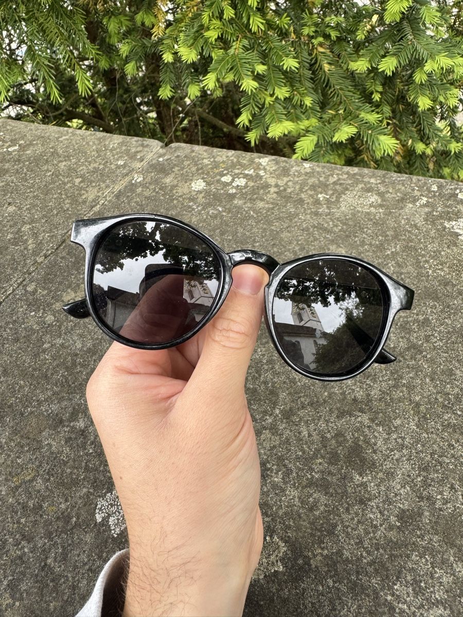 Occhiali & Lenti: Le Specs Le Tough Sunglasses Black Stylish – Usato da Effretikon venduto da rus_2l2p 7