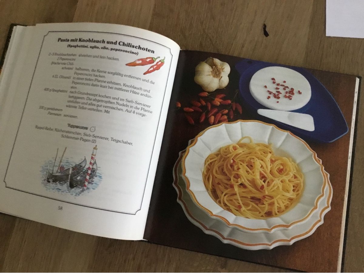 Bücher: Tupperware Nudelgerichte – Gebraucht aus Triesen von Trisuna 3