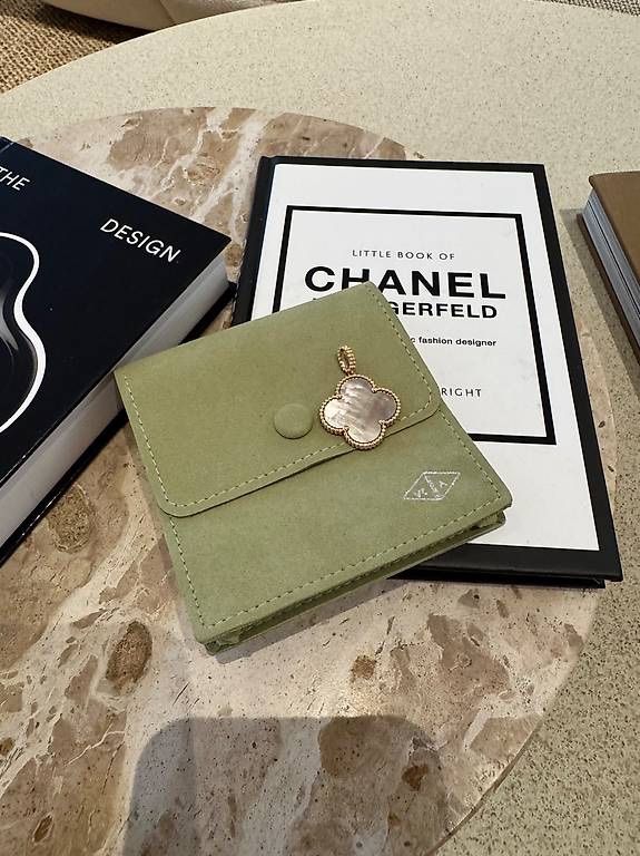Ciondoli: VAN CLEEF & ARPELS MAGIC ALHAMBRA ANHÄNGER – Usato da Schwyz venduto da bofb 2