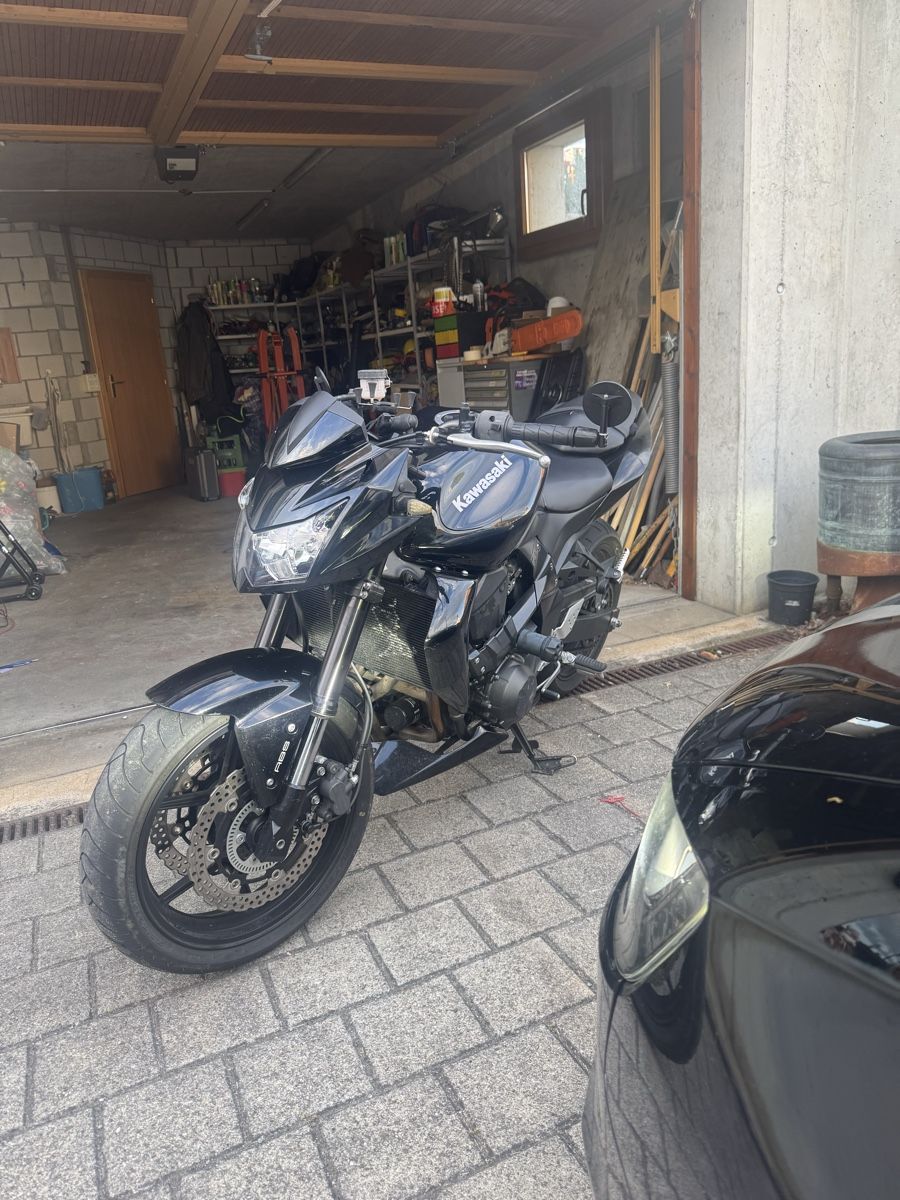 Kawasaki Strada: Kawaski Z750 – Usato da Beinwil Freiamt venduto da Kampfzwerg06 1