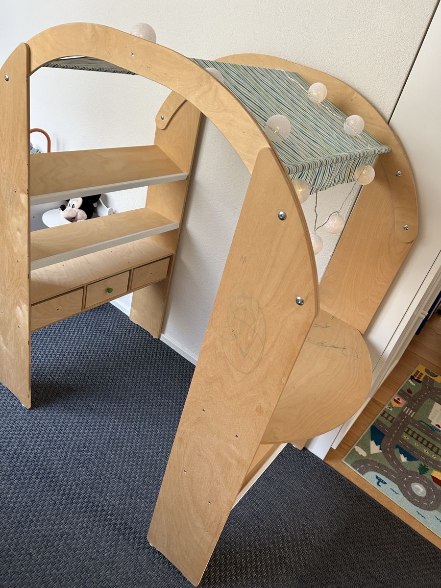 Spielzeuge: Play stand  – Gebraucht aus Zürich von mar_d7zz 2