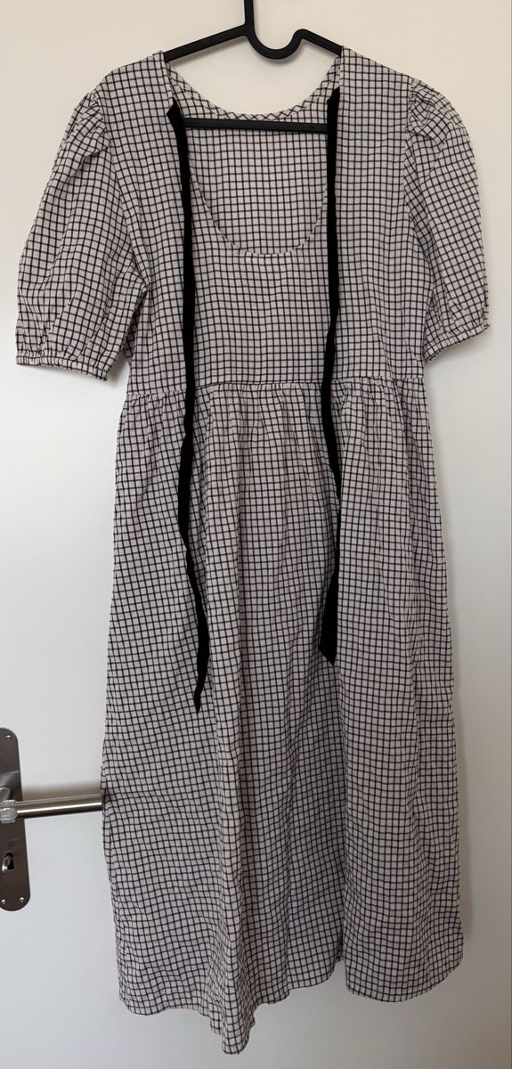 Vila Robes: Kleid – D'occasion à Nottwil par sta_d2xd 3