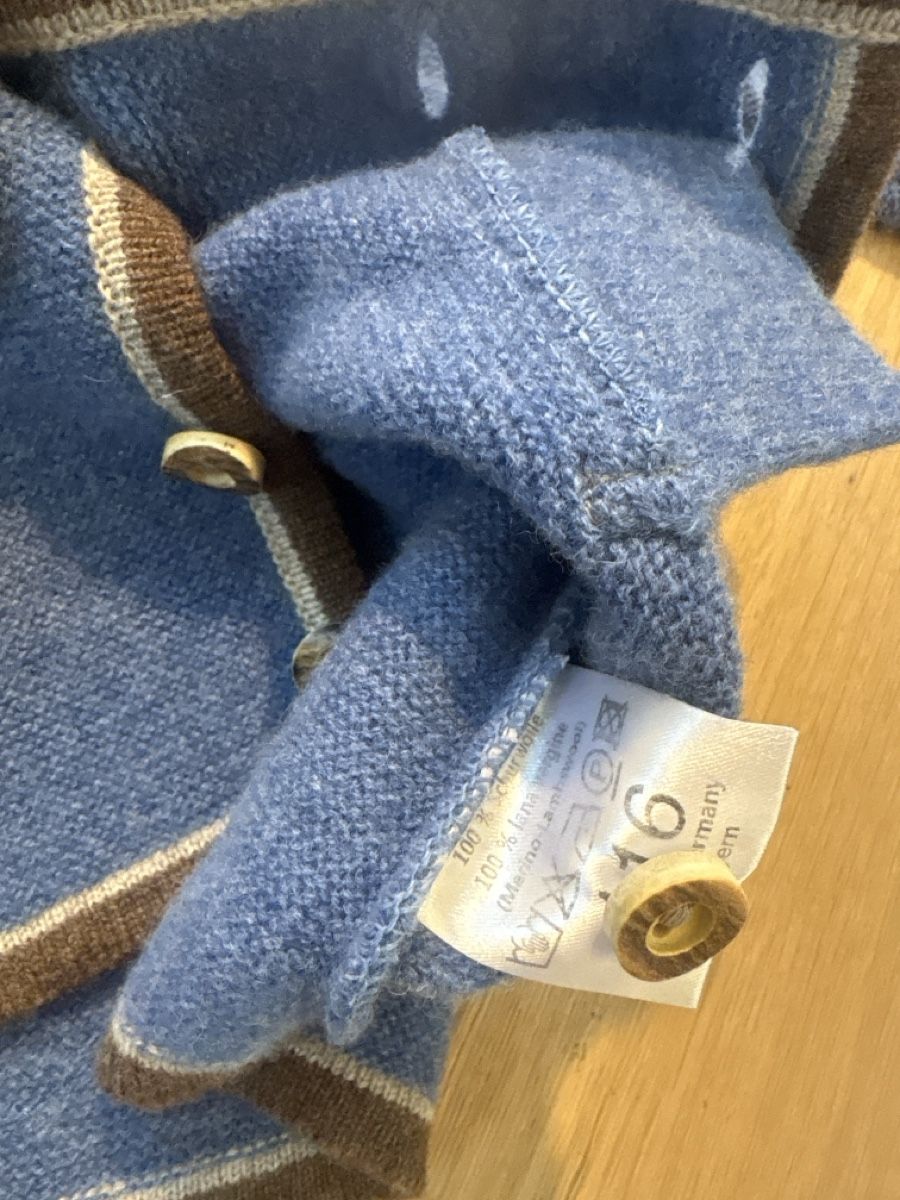 Pullover & Sweatshirts: Okroberfest Jäckchen – Neu (gemäss Beschreibung) aus Oetwil am See von Aldox108 2