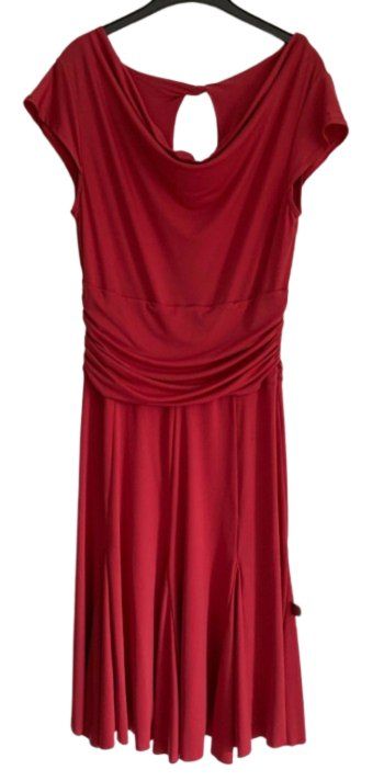 Vestiti: Rotes Stretch Kleid – Usato da Wiedlisbach venduto da eka_n52w 1
