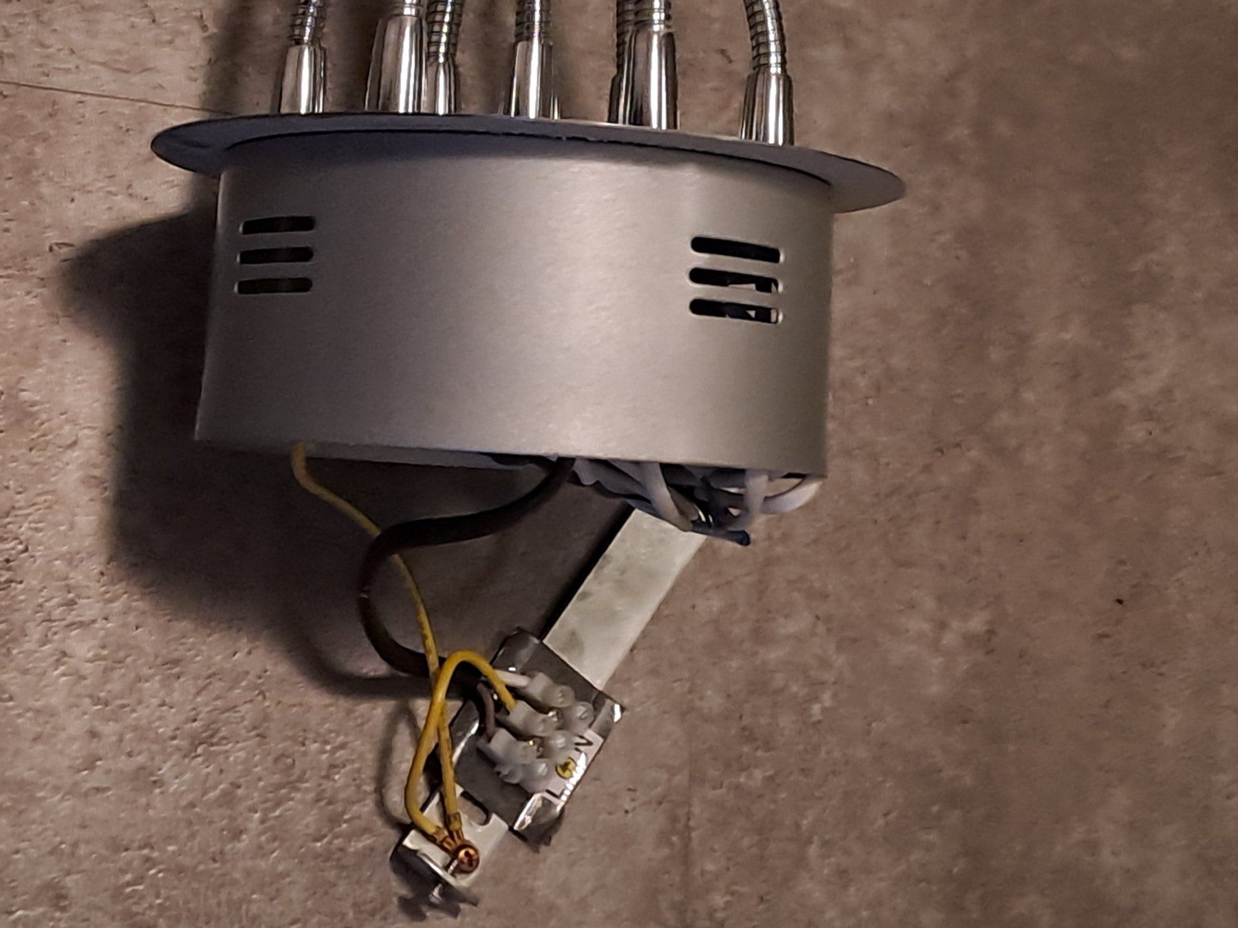 Lampadari & plafoniere: Deckenlampe Alissia 10 flammig – Usato da Unterkulm venduto da baaxnalool 2