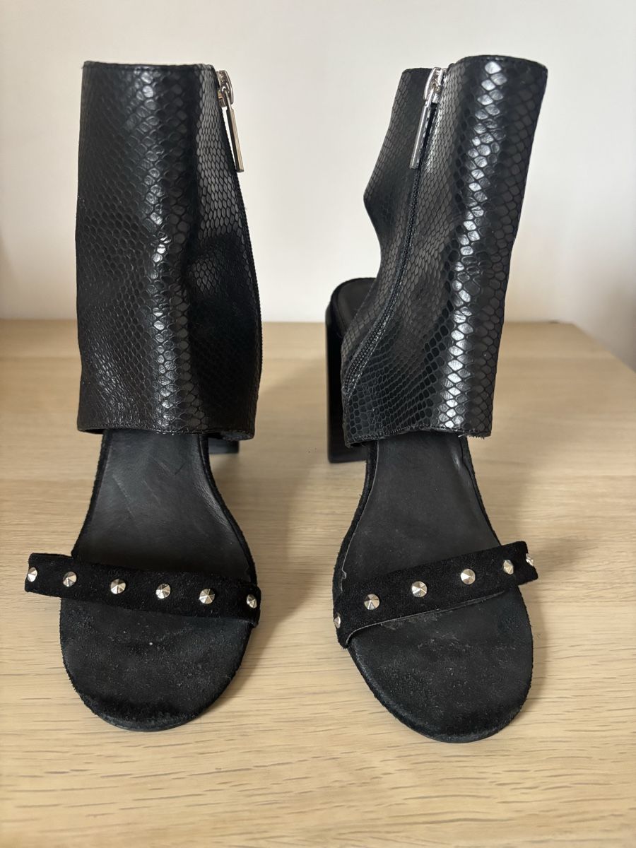 Zara Damenschuhe: Chaussures morgan et Zara compensées  – Gebraucht aus Troistorrents von gag_k7q6