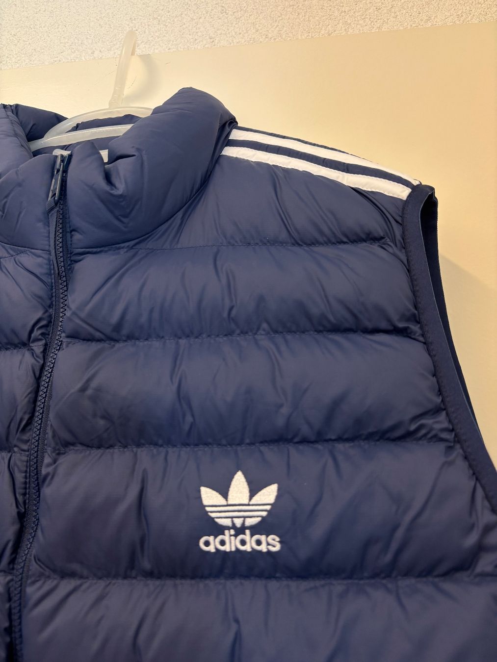 Adidas Gilet & Giacche: Adidas Weste Gilet – Nuovo (secondo la descrizione) da Zürich venduto da mc_mike77 2