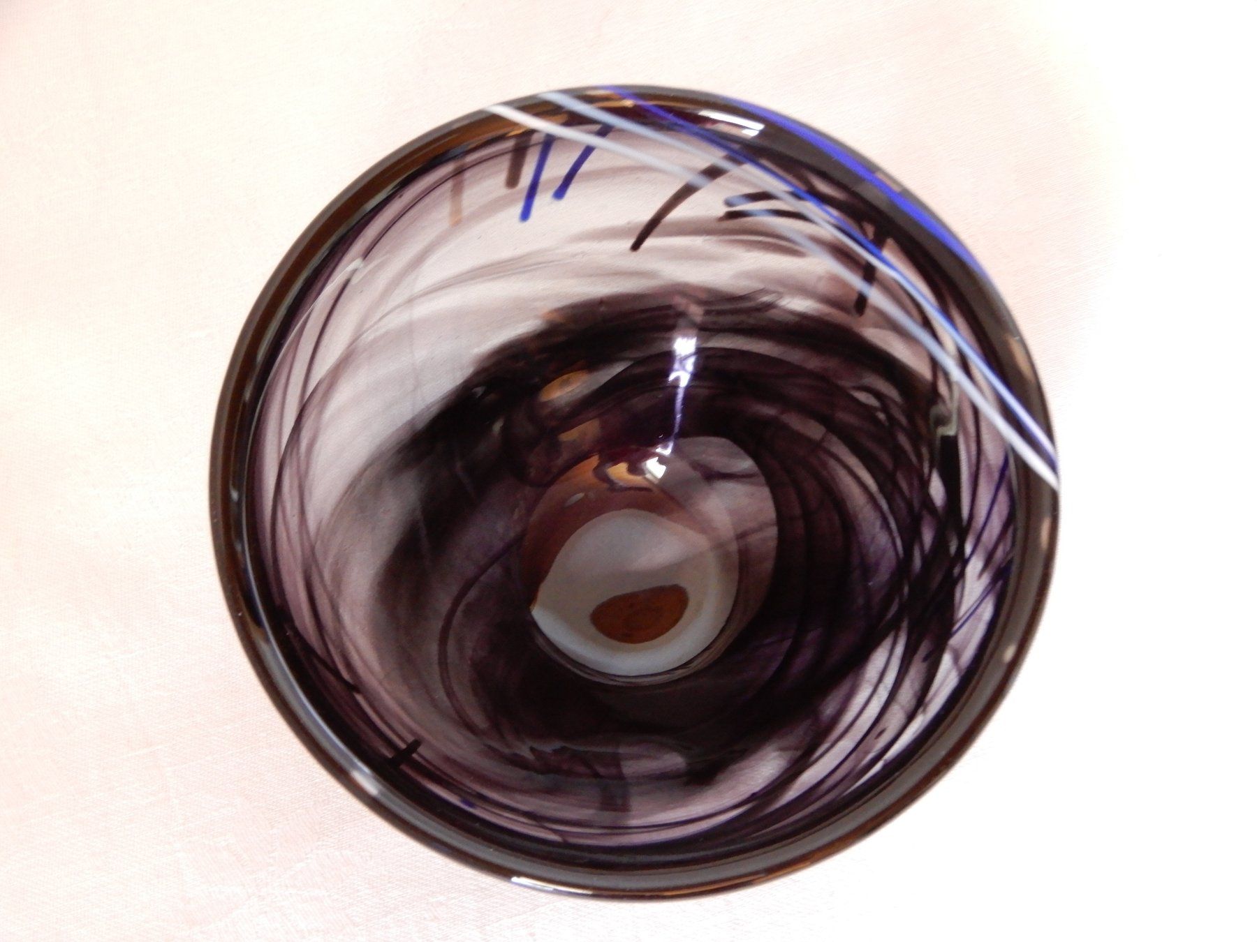 Kosta Boda Ciotole: Kosta Boda Schale "Contrast" Farbe Amethyst – Usato da Senèdes venduto da tintinette43 2