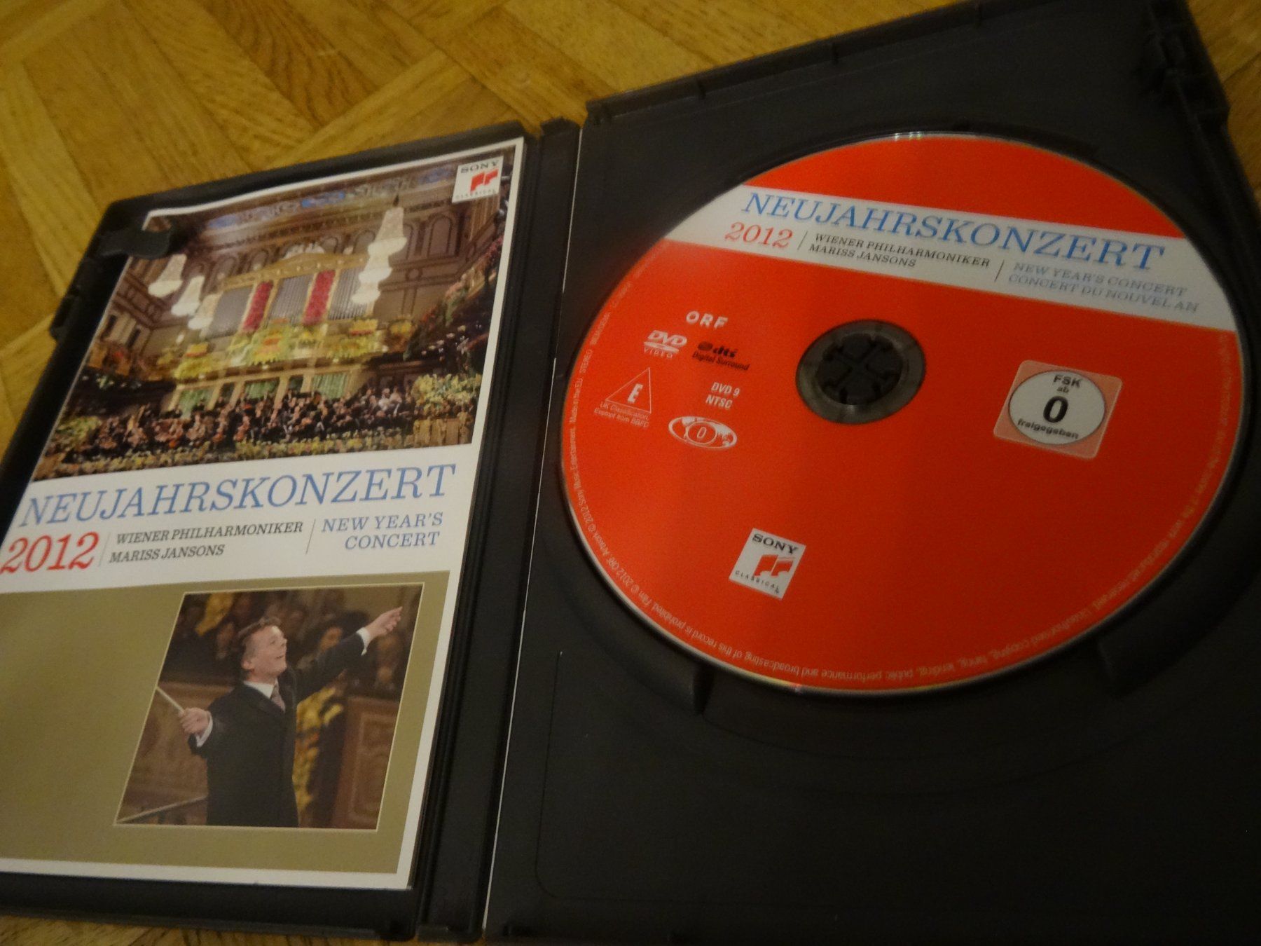 Tutti i DVDs: Neujahrskonzert 2012 DVD – Usato da Olten venduto da Disc-Ausverkauf 1