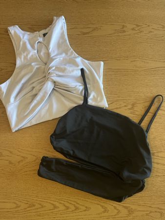 Lots deux tops 