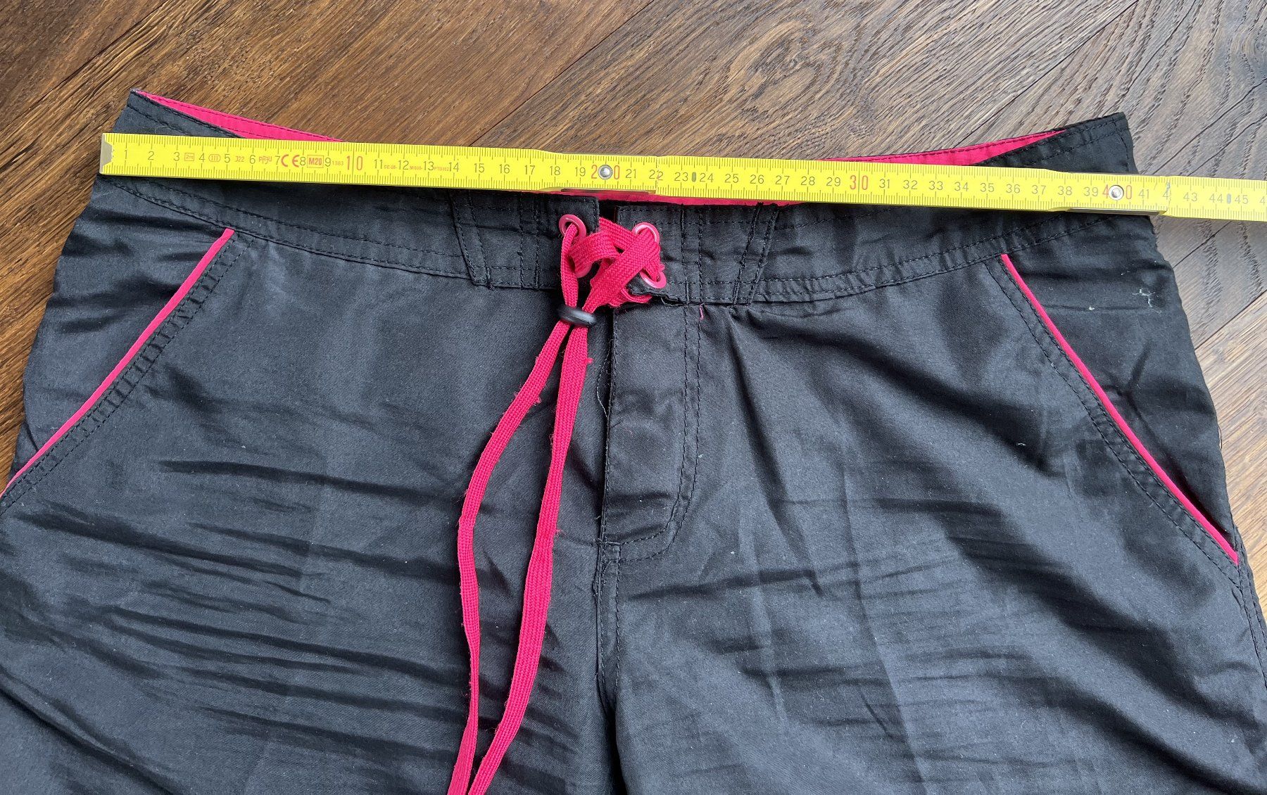 Hosen: Castaways Shorts Gr. L – Gebraucht aus Affoltern am Albis von Blackrhythm 4