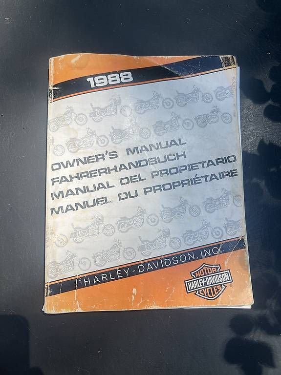 Livres: Harley Davidson manuel du propriétaire 1988 – D'occasion à Grand-Lancy par Limane
