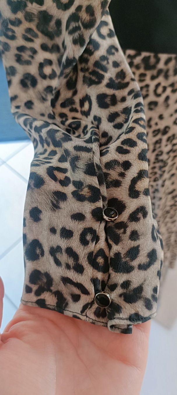 Marc Cain Vestiti: Marccain Kleid Leo-Muster Gr. S – Usato da Zollikofen venduto da Proseco 4