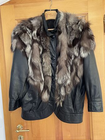BLOUSON CUIR ET RENARD ARGENTÉ