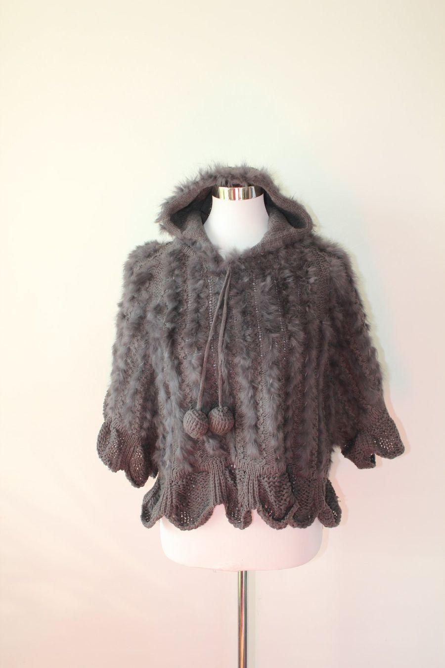 Pulls & Sweat-shirts: Echtfell Poncho. Pullover,  Gr.S – D'occasion à zürich par kira.jj