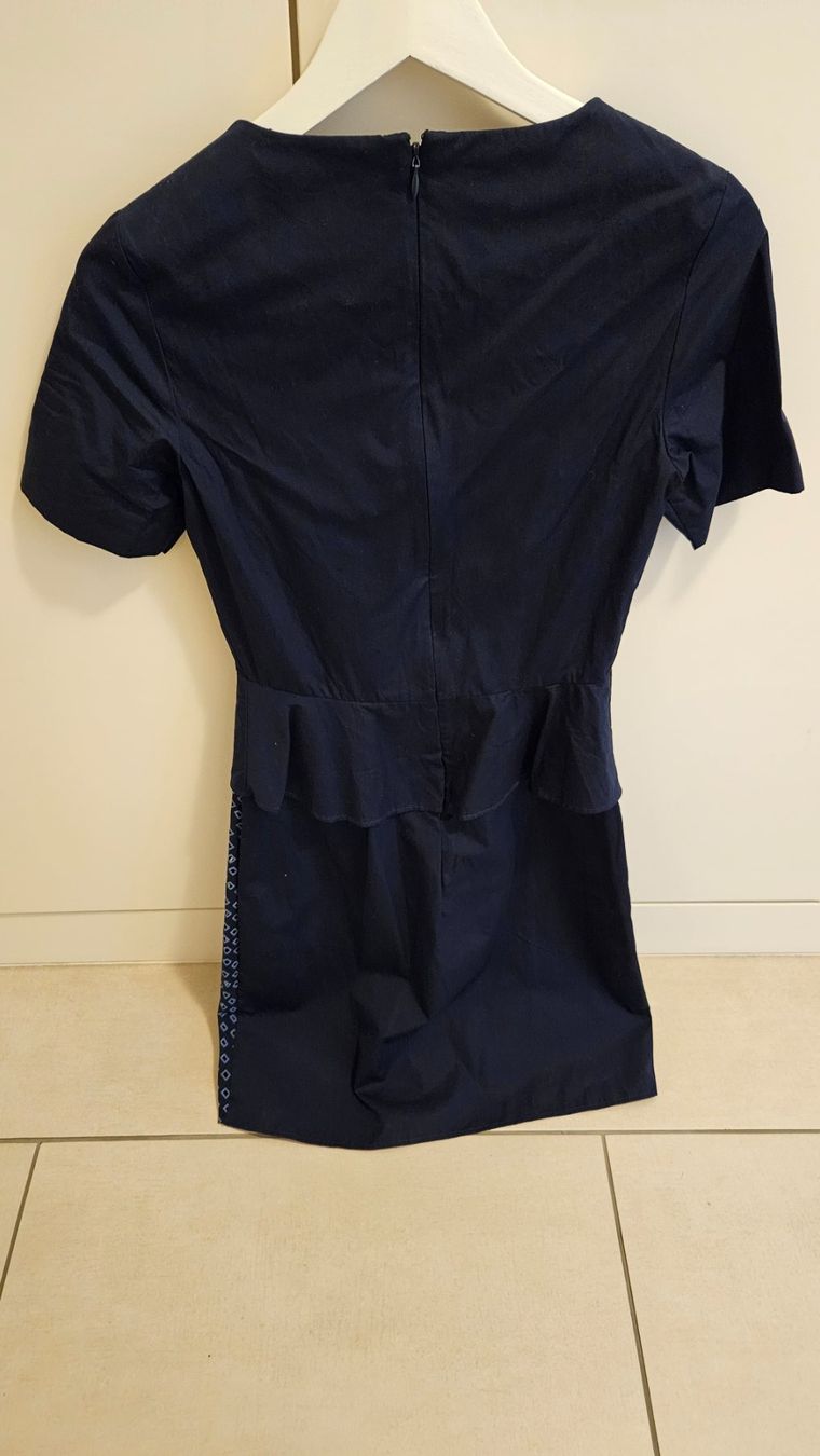 Cos Kleider: COS Kleid Dunkelblau Gr. 34 Elegant – Gebraucht aus Vevey von nus_ly82 2