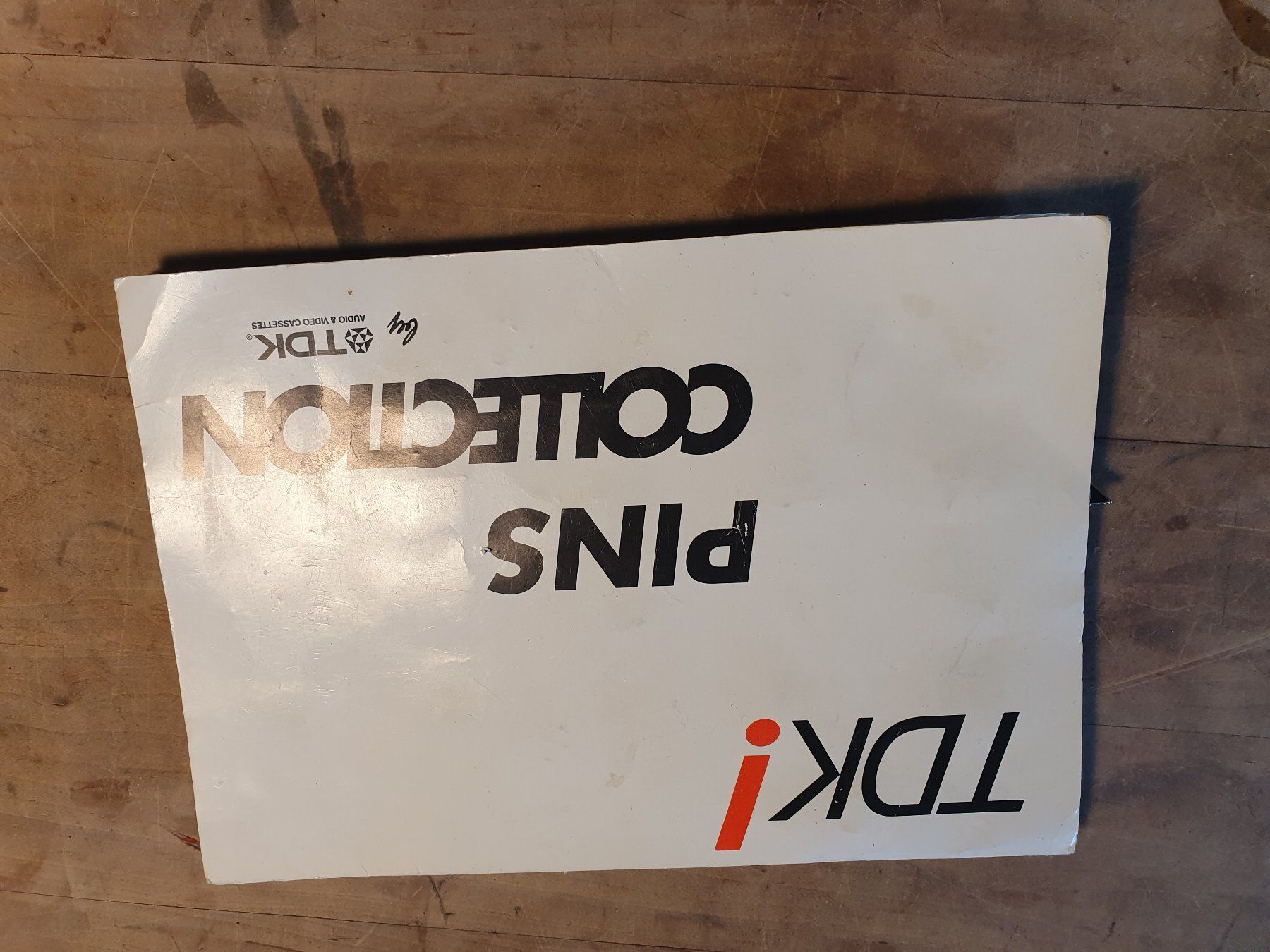 Spille & Fermagli: TDK Pin Collection – Usato da Zürich venduto da loosebone 3