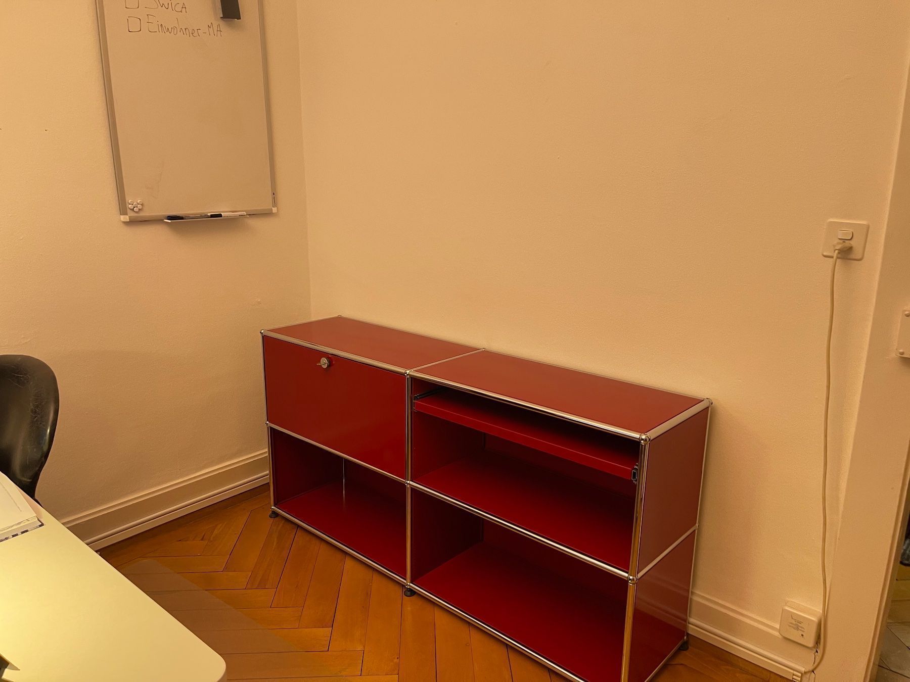 USM Scaffali: USM sideboard  Rot Lieferung Gratis – Usato da Thun venduto da Thuno6 3