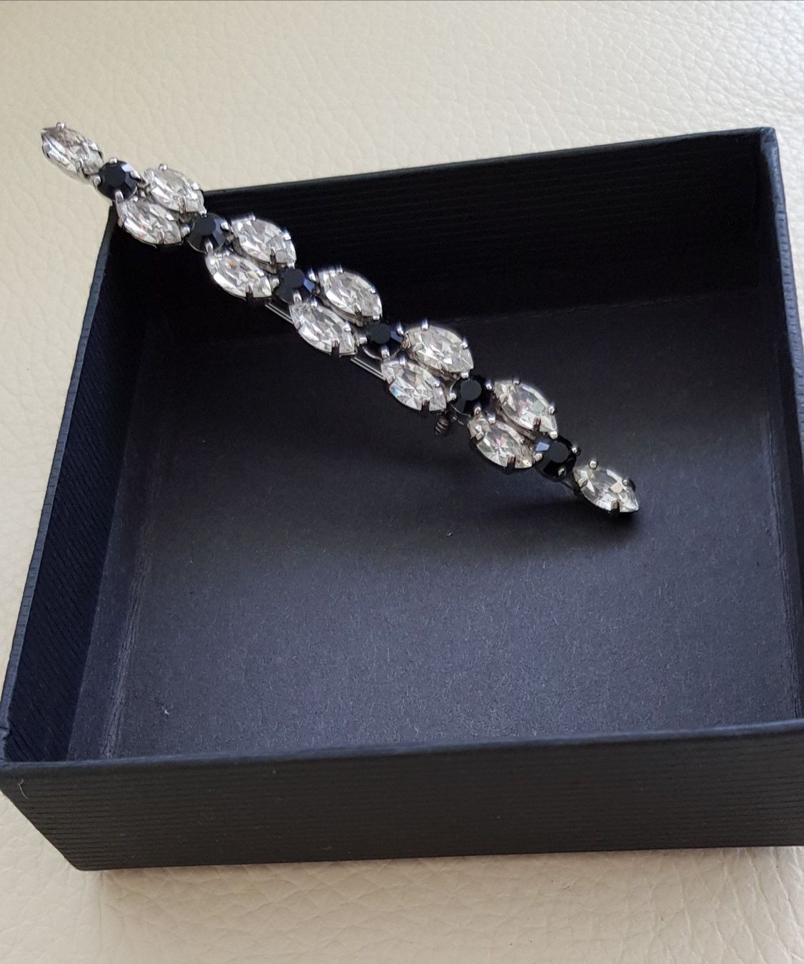 Spille & Fermagli: Attraktive Brosche  Strass L 9cm – Nuovo (secondo la descrizione) da Turgi venduto da rut_p556 2
