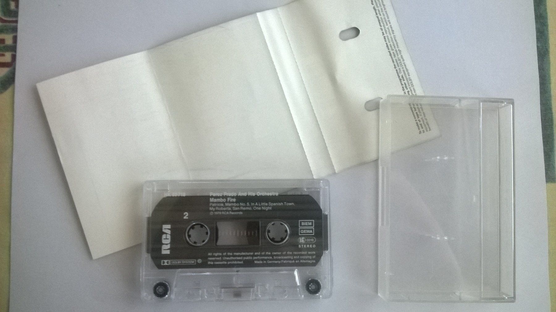 Cassettes audio: Cassette audio Mambo Perez Prado's 1979 – D'occasion à Fontainemelon par cathare67 2
