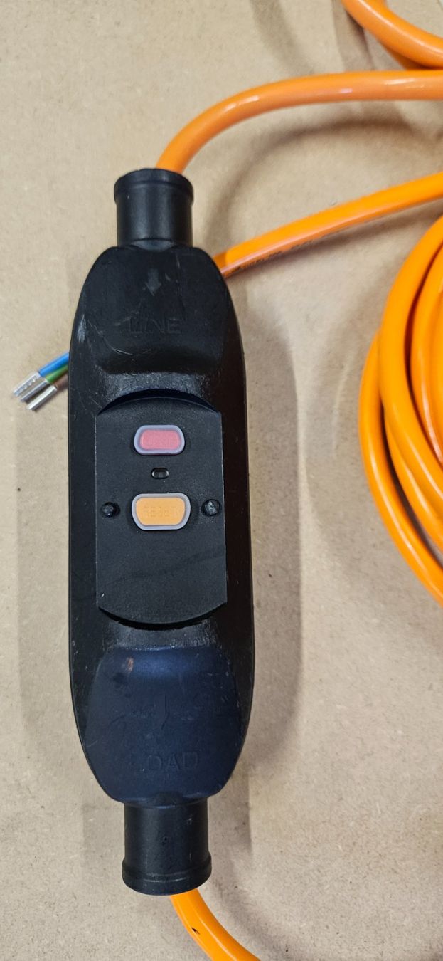 Cavi: Kabeltester Verlängerungskabel mit Schutzschalter – Usato da Baar venduto da Vel...Baar45 1