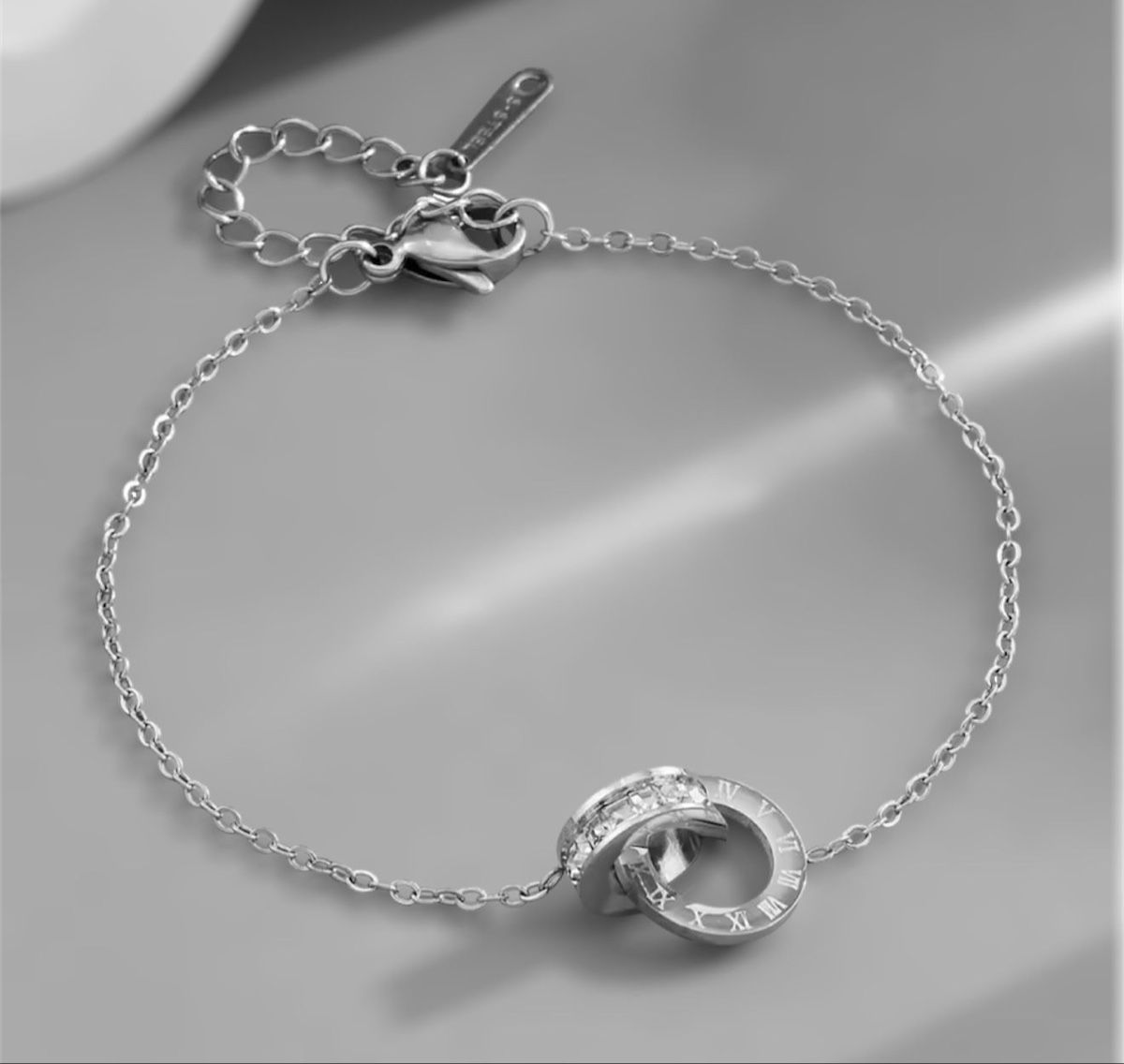 Armbänder & -reifen: Bracelet en acier inoxydable  – Neu und originalverpackt aus Châtel-St-Denis von Montclair_Swiss 1