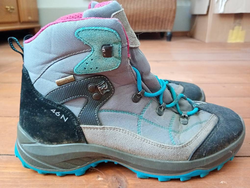 Scarpe da donna: Schuhe – Usato da Gelterkinden venduto da leo_9z8m