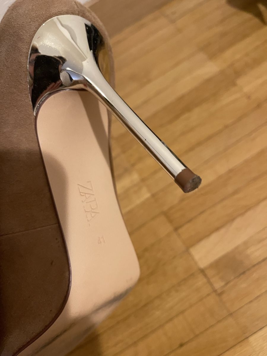 Scarpe da donna: Zara Echtleder Pumps – Usato da Zürich venduto da Fashionista00 1