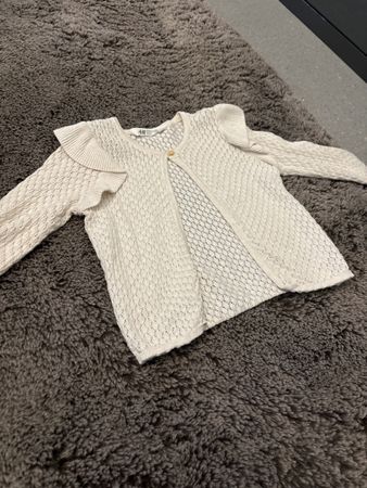 H&M Strickjacke Mädchen Gr. 110/116 beige Frühlingslook
