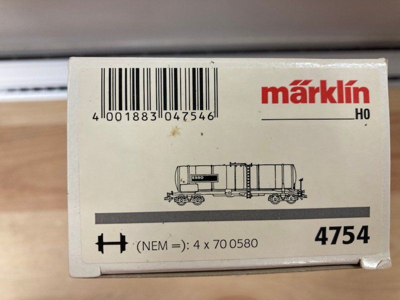 Märklin H0 4754 Mineralöl-Kesselwagen 