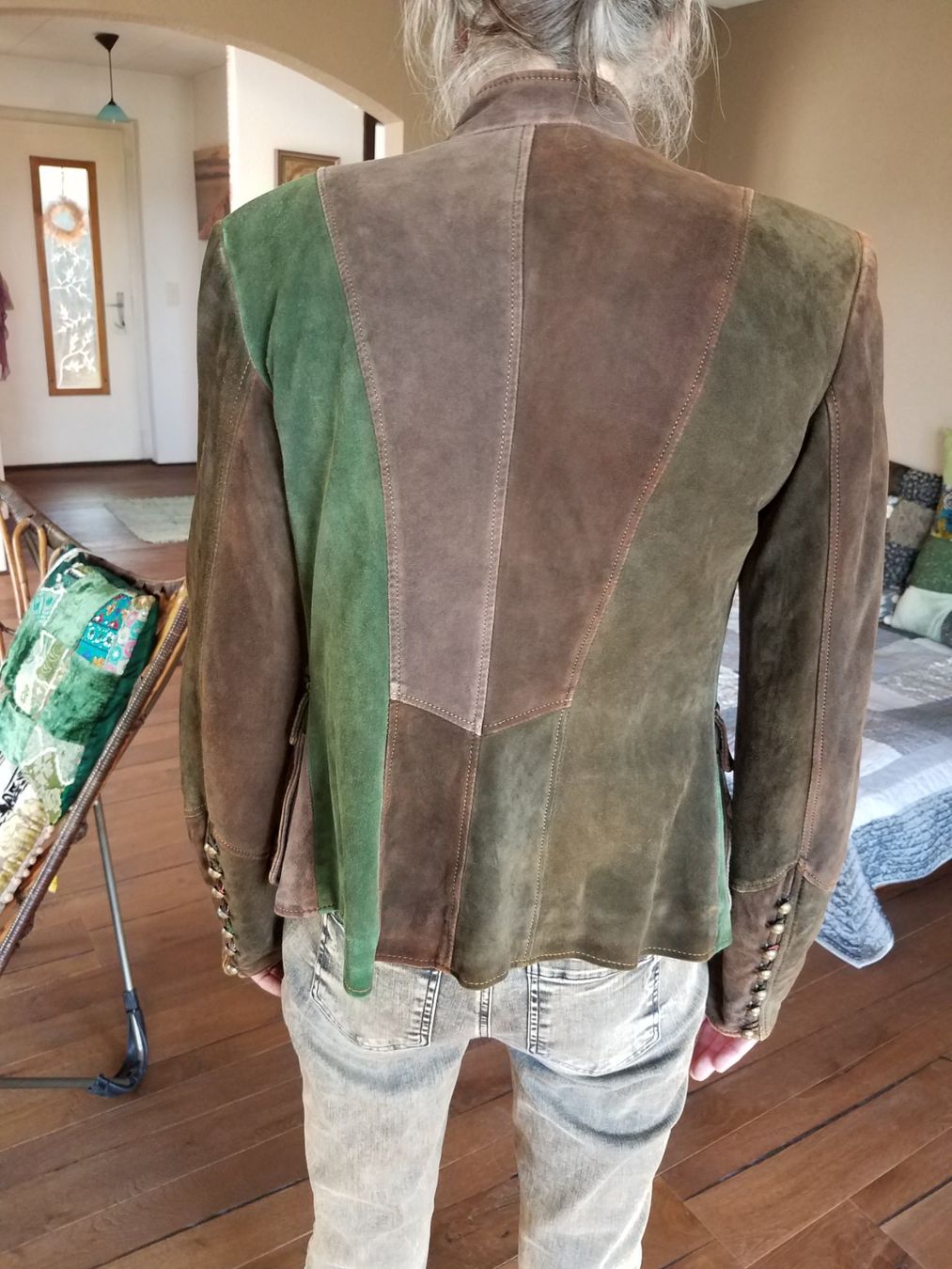Meindl Giacche: Wunderschöne Meindl Wildlederjacke Tracht Grösse M – Usato da Lostorf venduto da MidnightRider59 3