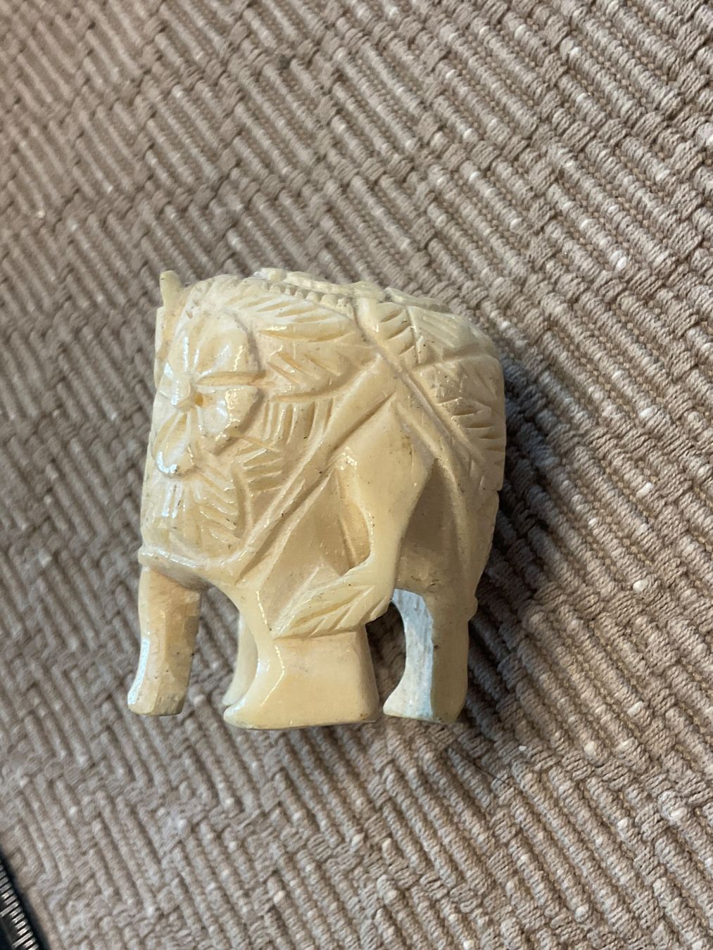 Altro in Decorazioni & Accessori: Elefant Serviettenring aus Horn – Usato da Rümlang venduto da euqinom16 3