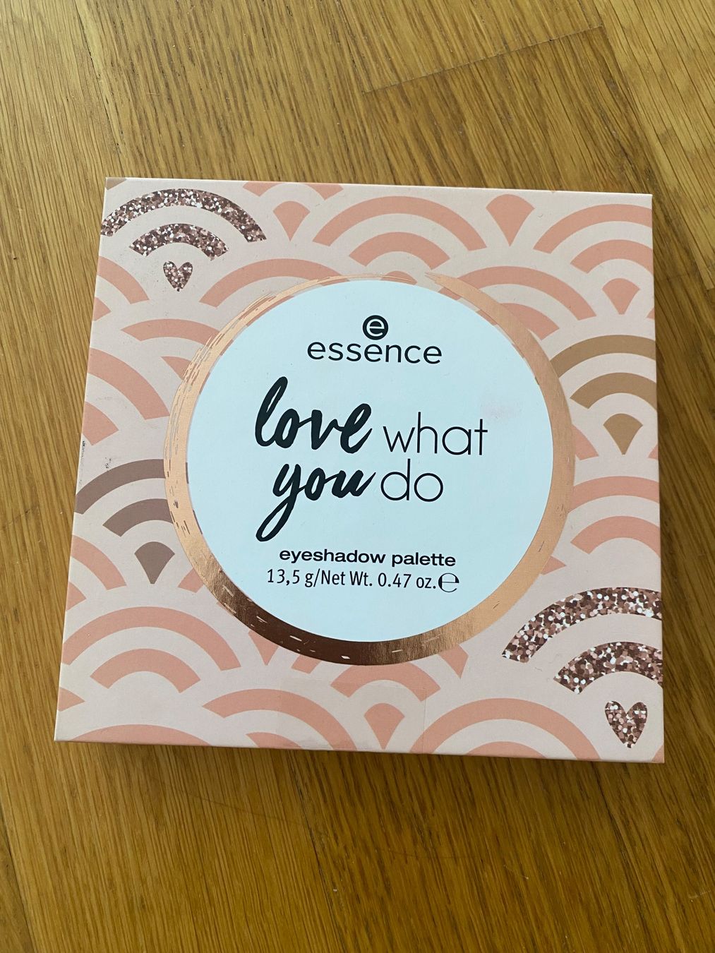 Make-up: Eyeshadow Palette von Essence – Neu (gemäss Beschreibung) aus Riedholz von lenibeni03 1