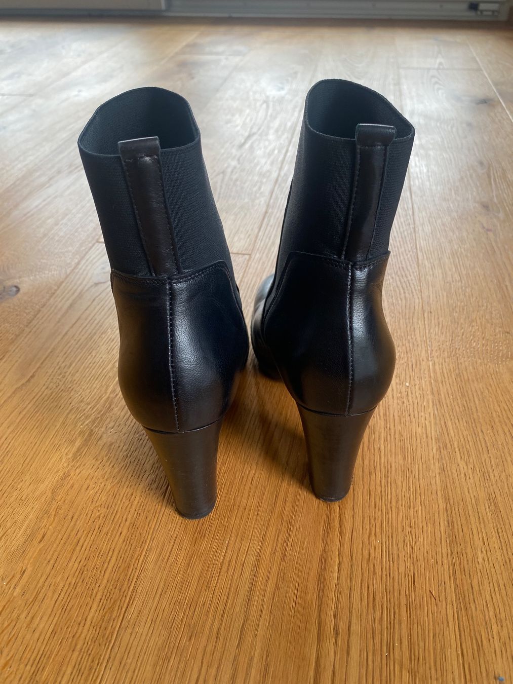 Damenschuhe: Lederstiefel Pasito – Gebraucht aus Baar von rel_9lvy 2