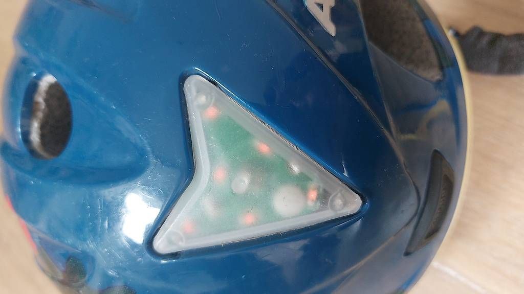 Caschi: Kinderhelm blau – Usato da Richterswil venduto da nimgruet 3